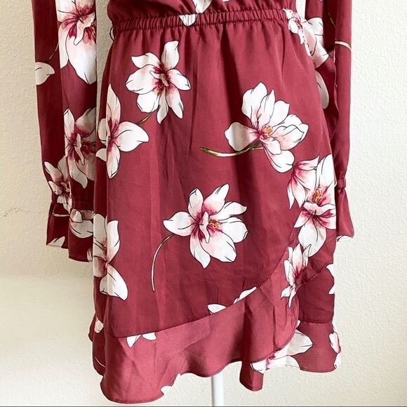 CUPCAKES and Cashmere Jarrett Red Floral Ruffle Wrap Hawaiian Dress Women’s M - Picture 5 of 10